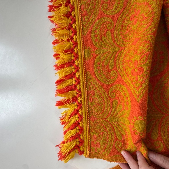 Vintage 1960s bedspread, orange and avocado green pattern, fringed, twin size - Picture 3 of 8